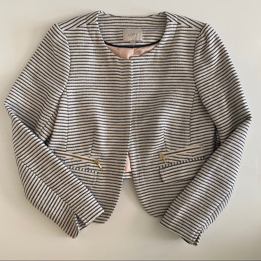 Ann Taylor Loft Navy and Cream Blazer
